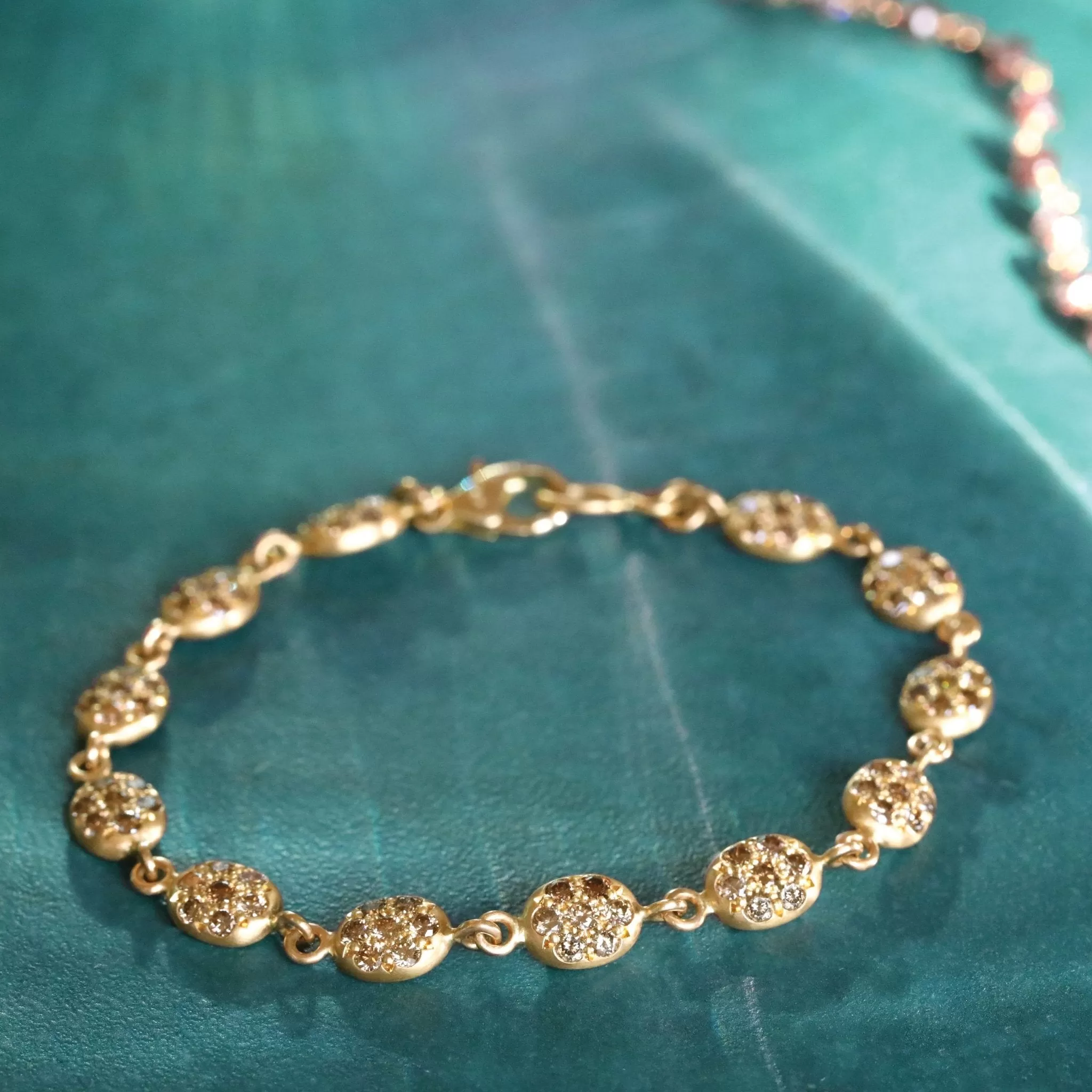 20K Gold & Pave Cognac Diamond Small Oval Nugget Tennis Bracelet