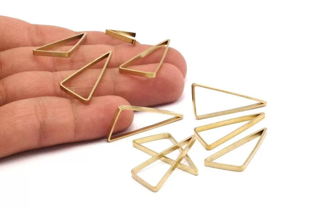 30mm Brass Triangles, 24 Raw Brass Open Triangles, Charms, Findings (30x33x15mm) Bs 1148