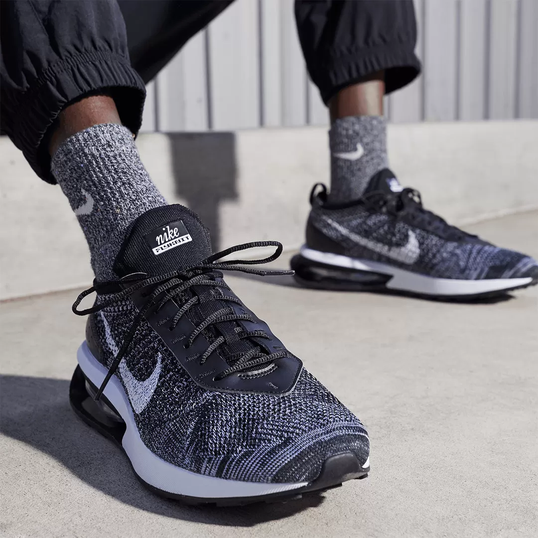 AIR MAX FLYKNIT RACER 'BLACK/WHITE'