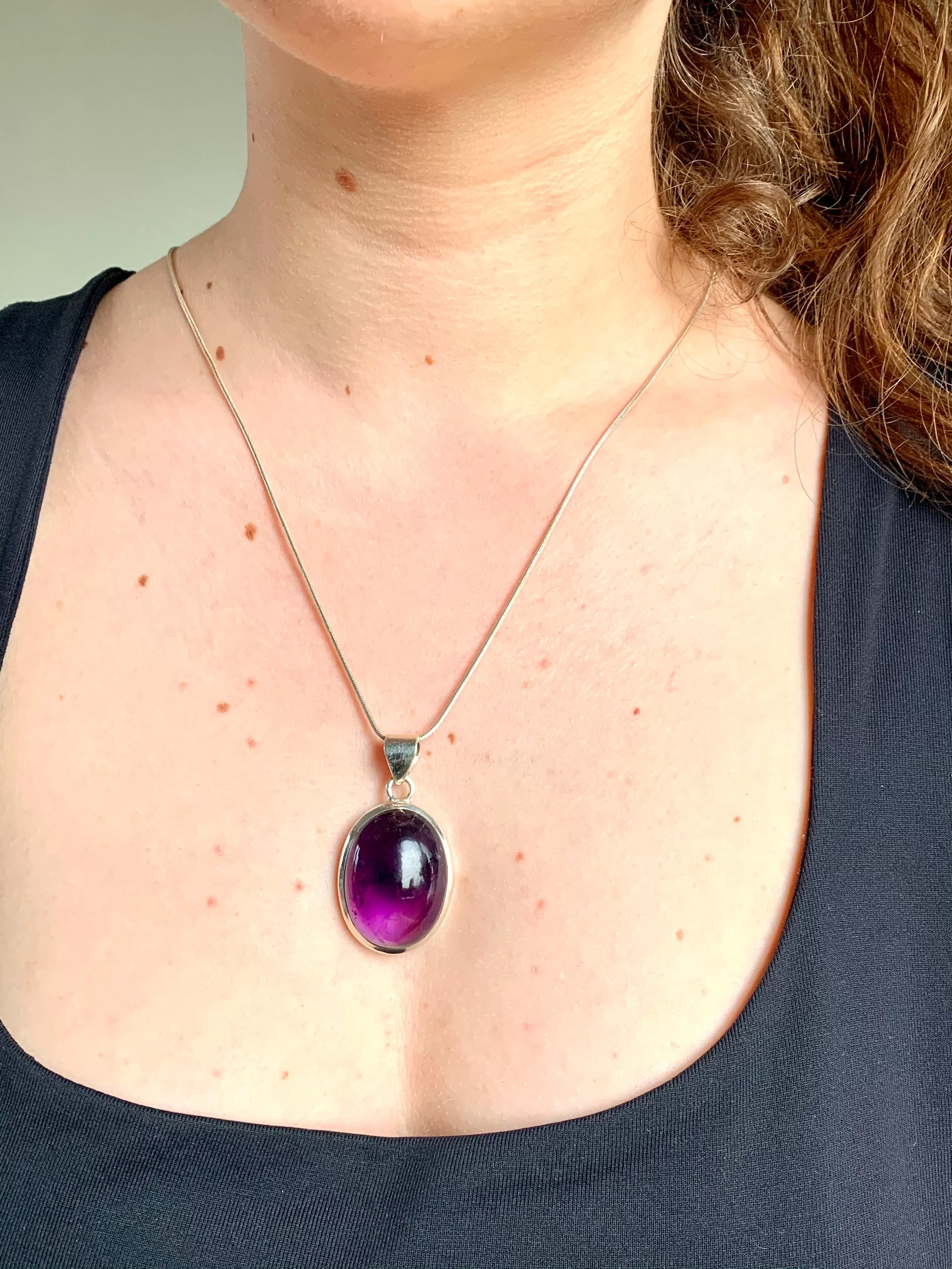 Amethyst Naevia Pendant - Large Oval