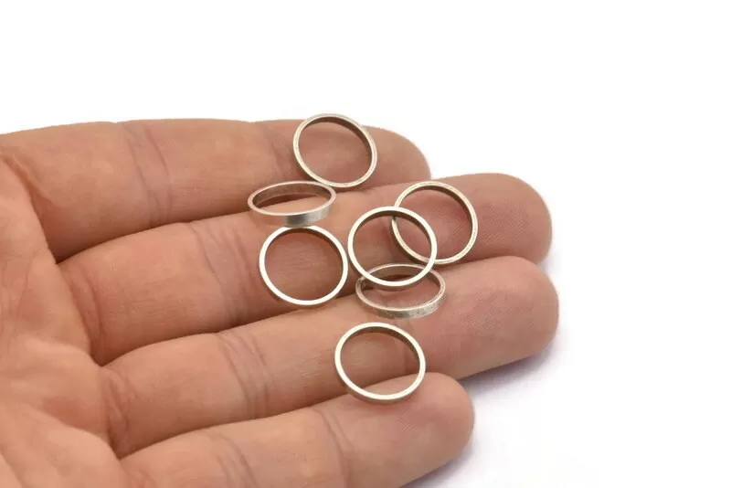 Antique Silver Circles, 25 Antique Silver Plated Circle Connectors (14x0.8x2mm) D0307 H0256