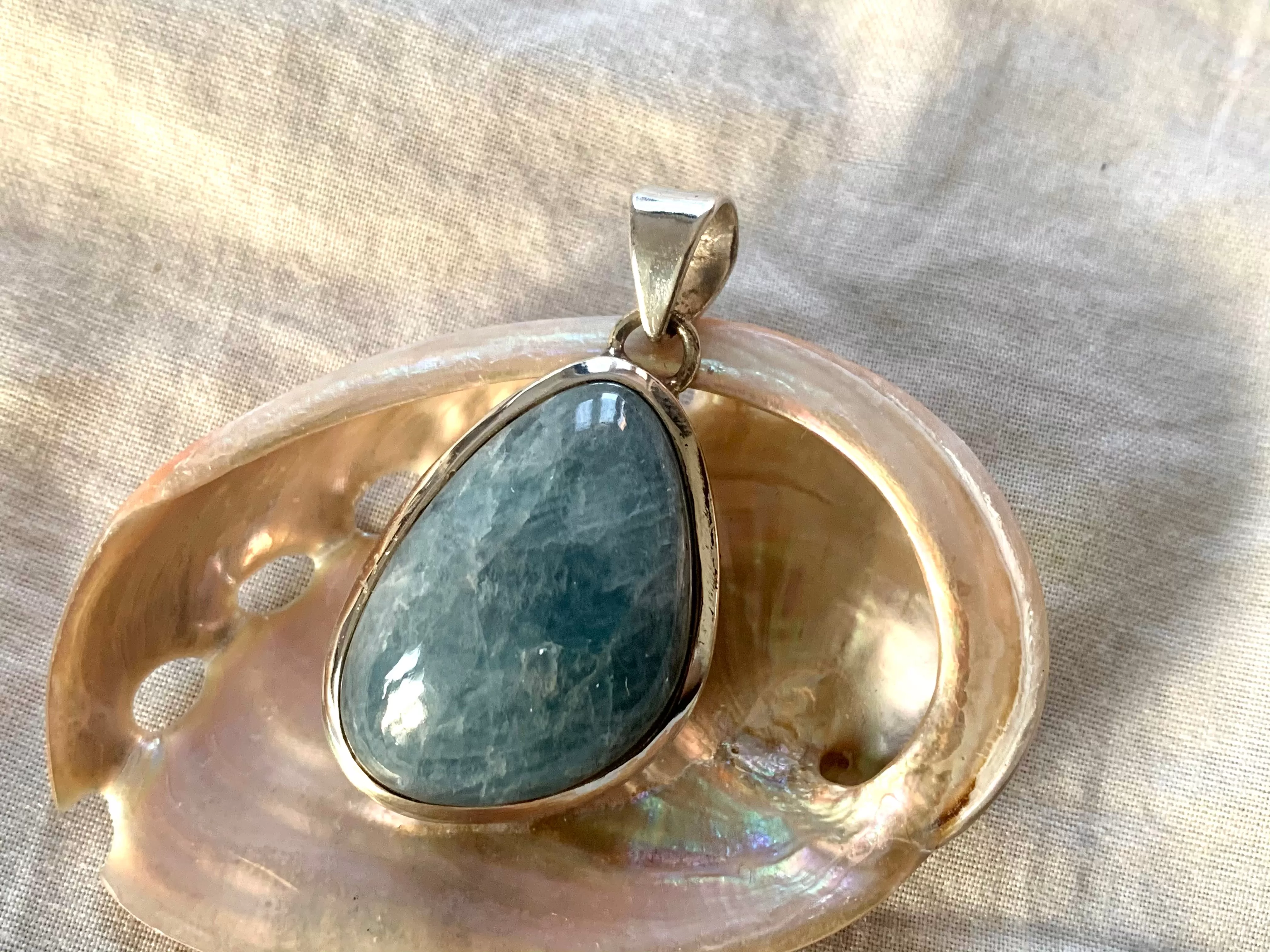 Aquamarine Naevia Pendant - Reg. Freeform