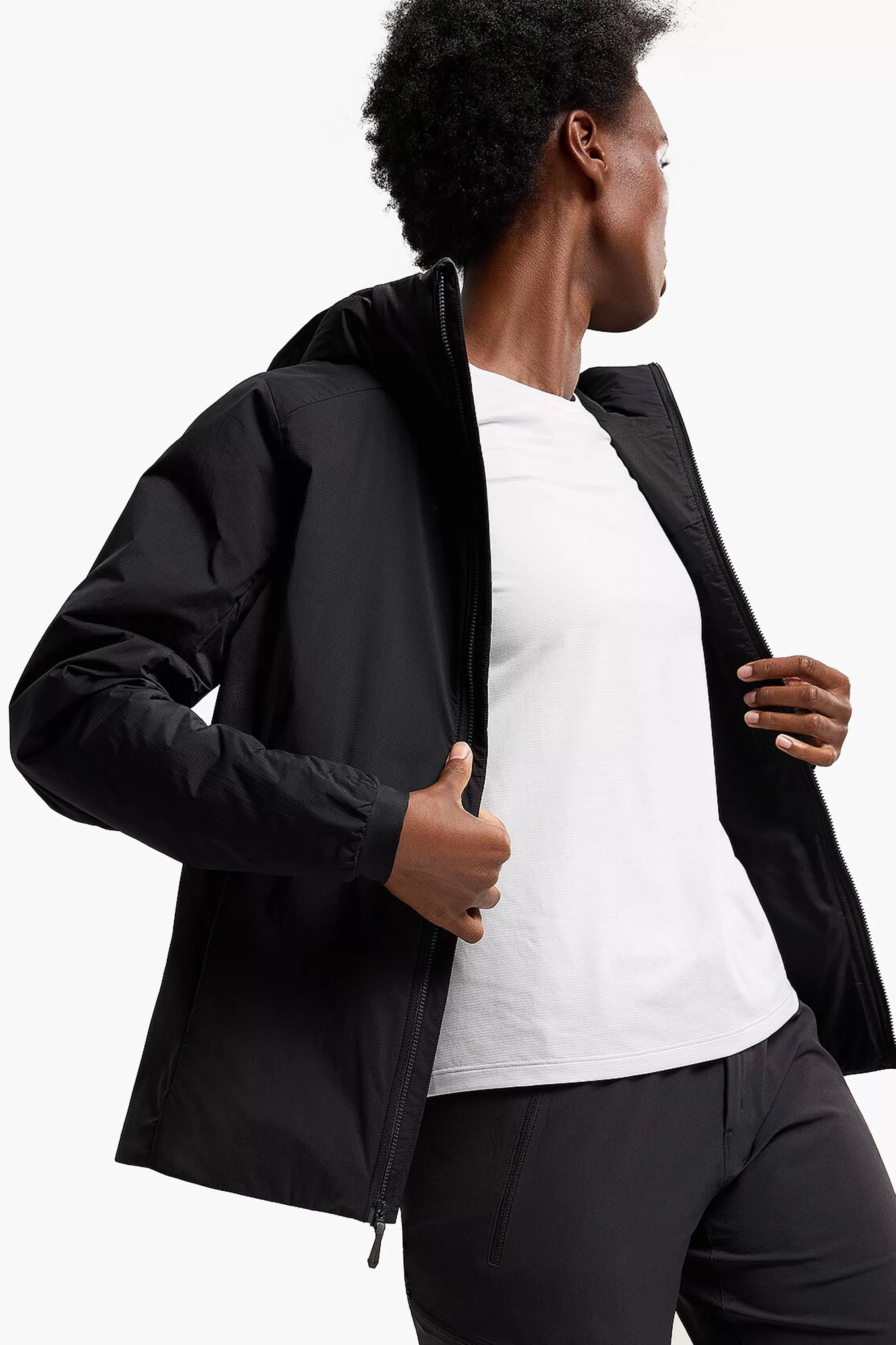 Arc'teryx Women's Atom Hoody in Black