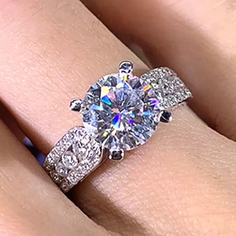 Brilliant Crystal Cubic Zirconia High-quality Silver Color Ring