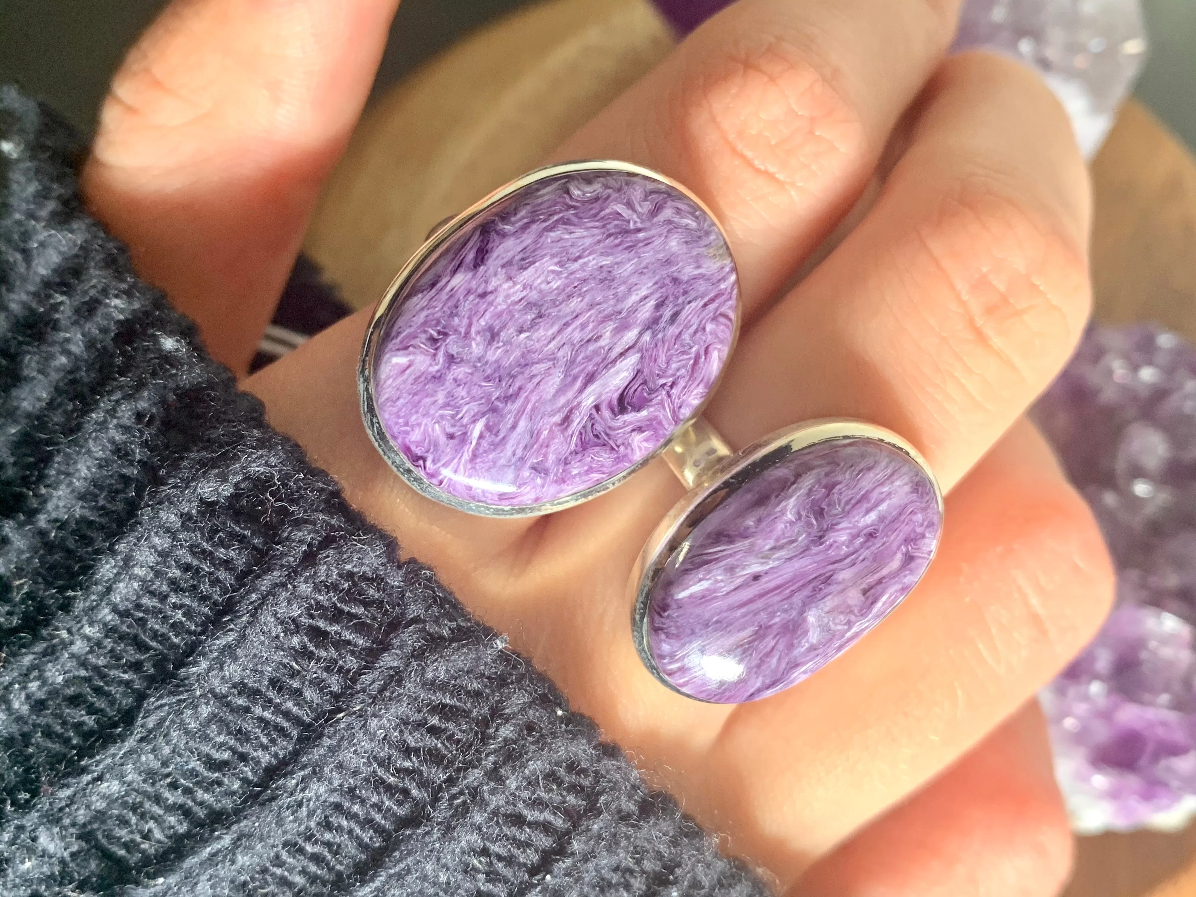 Charoite Akoni Rings - Oval