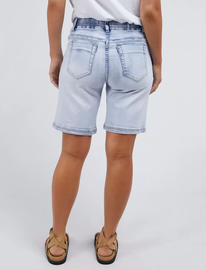 Gabby Bermuda Short (Light Blue)