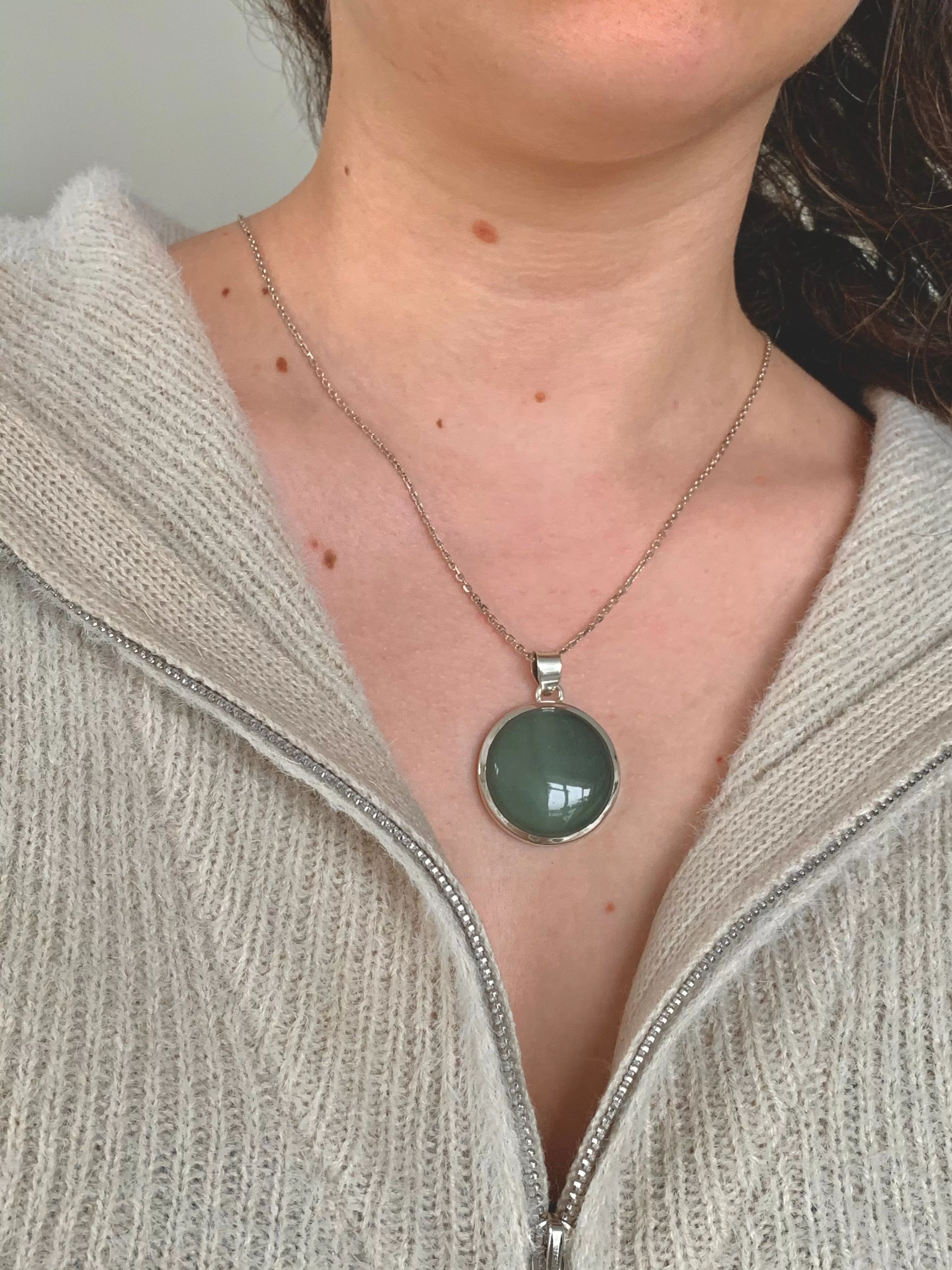 Green Aventurine Naevia Pendant - Round