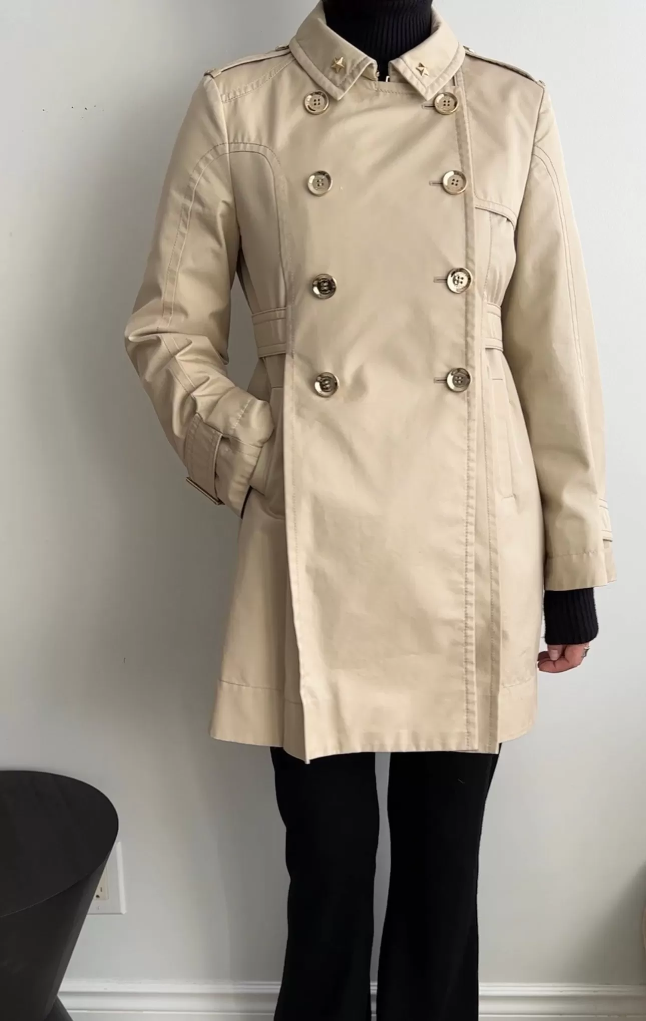 Gucci Beige Double Breasted Star Charm Belted Trench Coat - USA 2