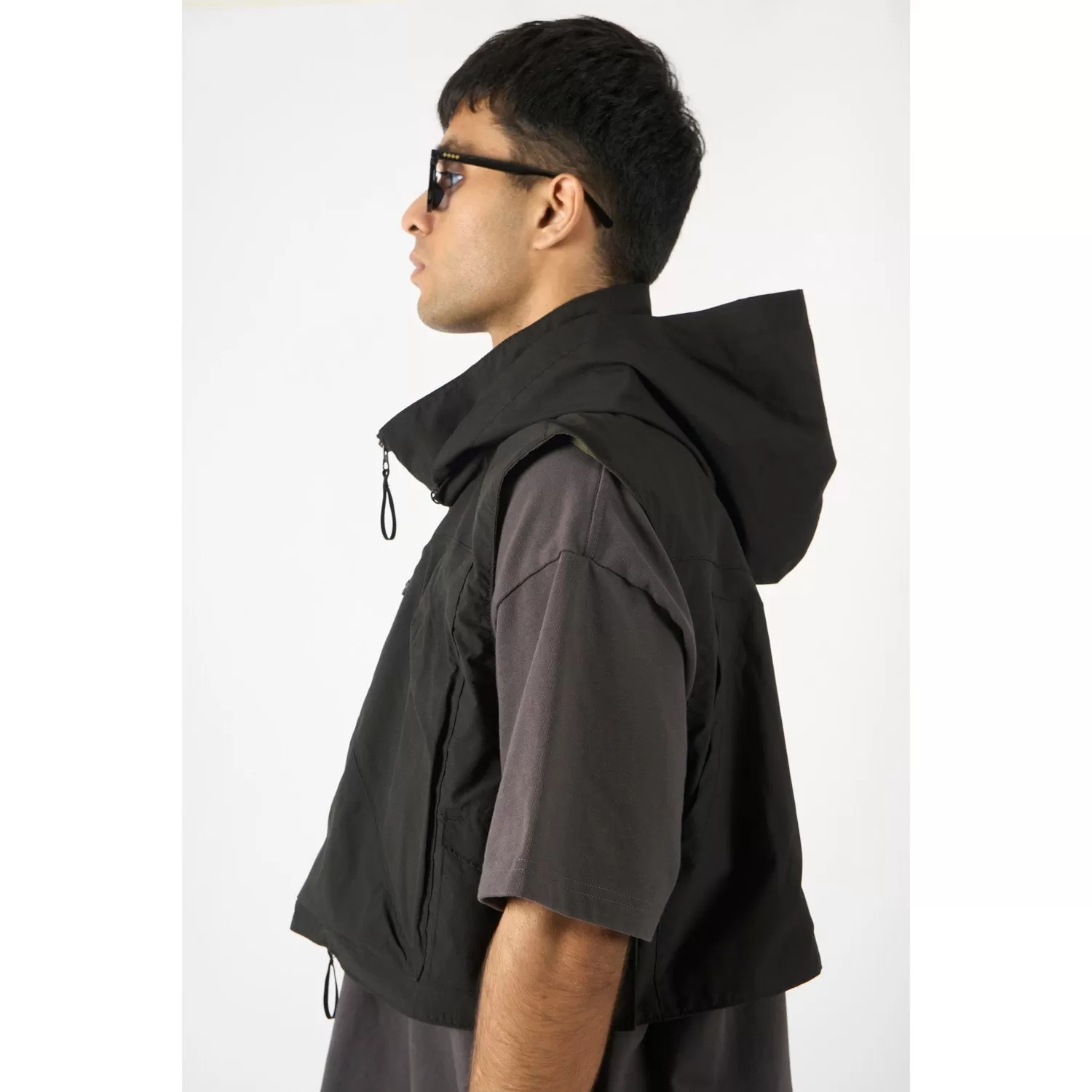 LAKH Flip Snap Pocket Vest Black