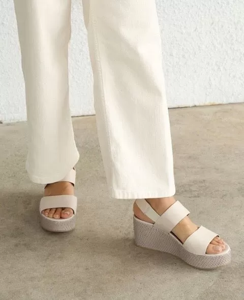 Leonora Wedge