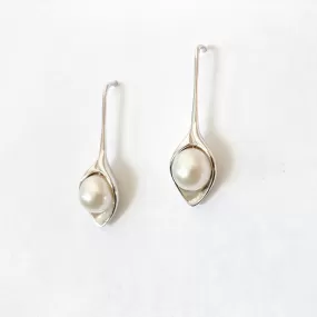 Lily Freshwater Pearl Earrings