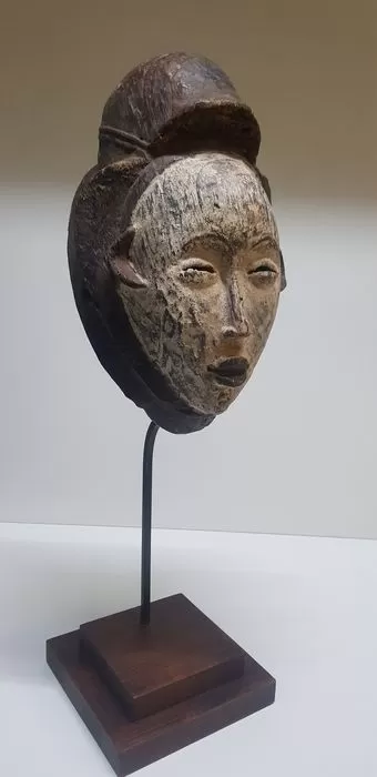 Punu Mukuyi Okuyi Mask, Gabon #171