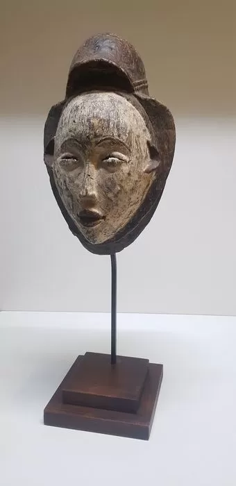 Punu Mukuyi Okuyi Mask, Gabon #171