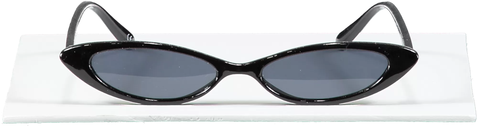 Roberi & Fraud Black Frances Sunglasses  in case