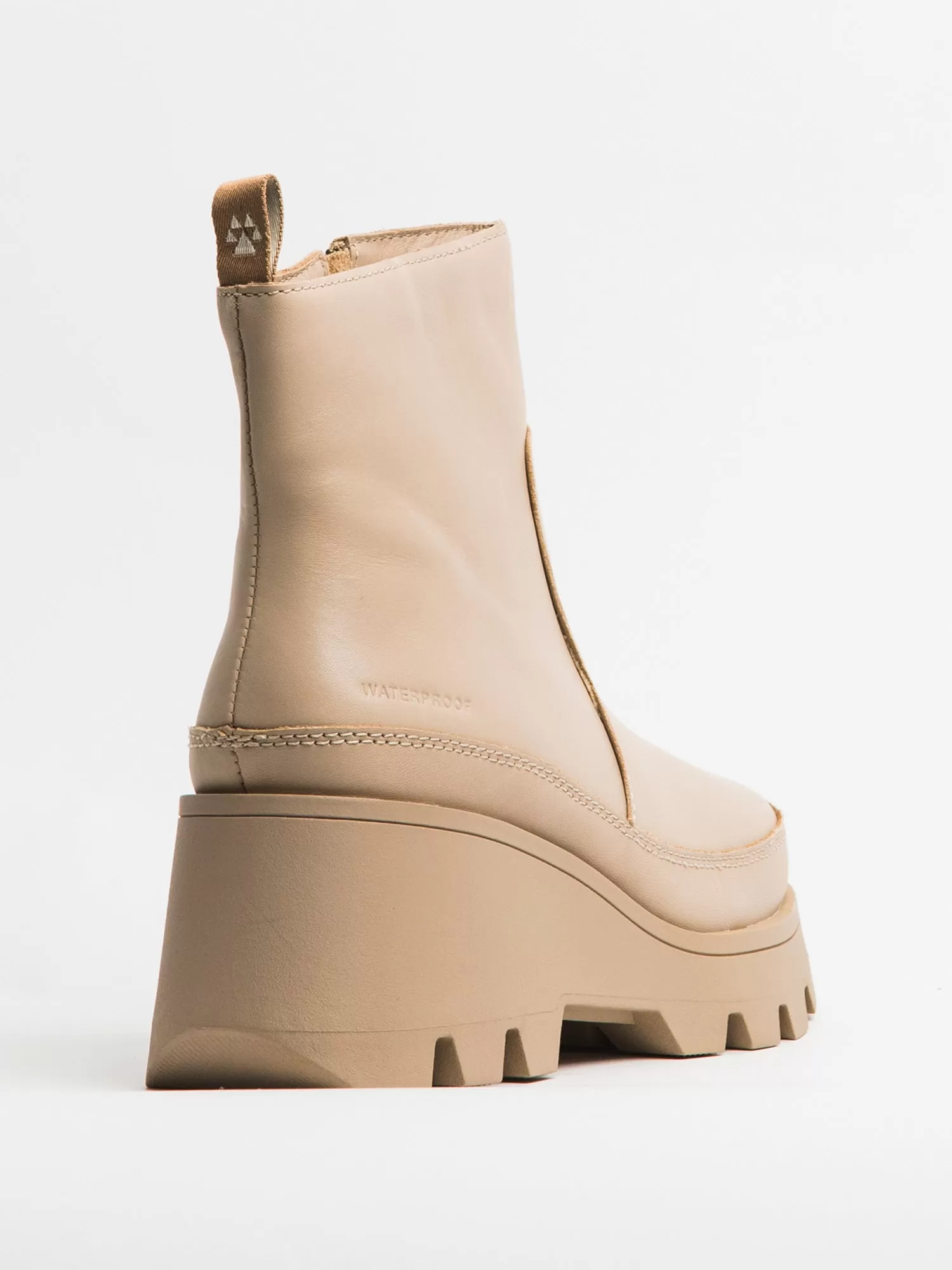 WOMENS COUGAR VILLA BOOT